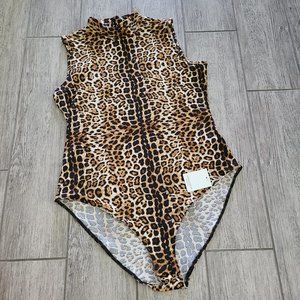 🆕️ Mangopop collection NWT women's brown cheetah animal print bodysuit size XL